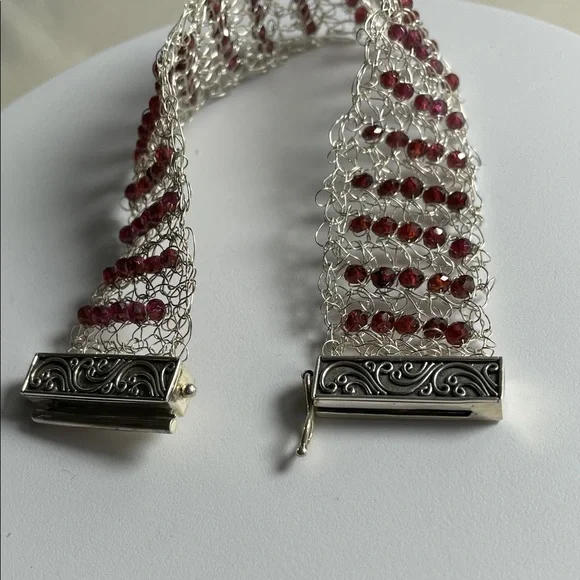 Sterling Silver and Red Garnets Crocheted Bracelet. - Picture 3 of 3